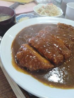 一番人気のカツカレー